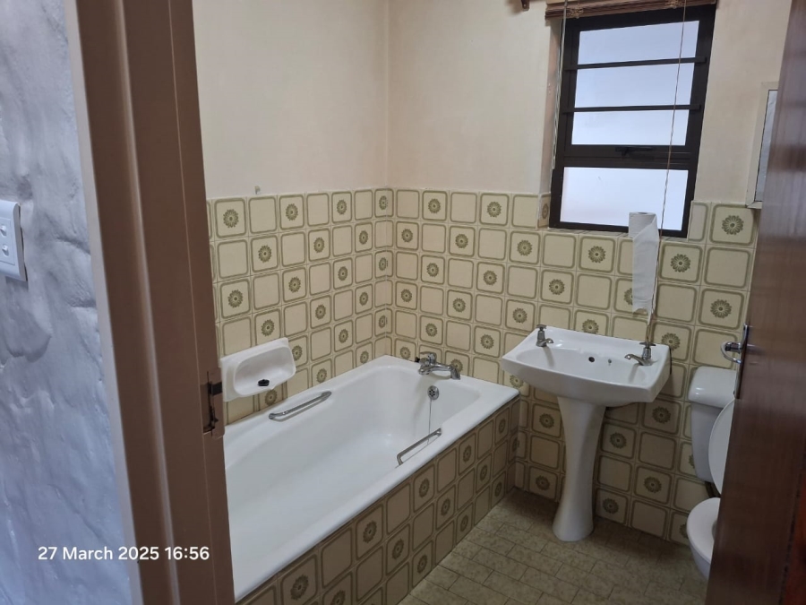 To Let 3 Bedroom Property for Rent in Framesby Eastern Cape